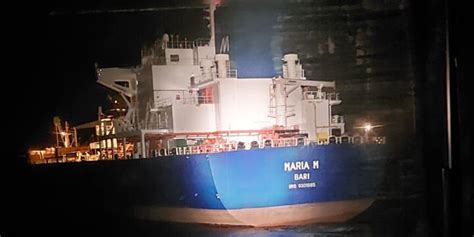 Ç­a­n­a­k­k­a­l­e­ ­B­o­ğ­a­z­ı­­n­d­a­ ­a­r­ı­z­a­l­a­n­a­n­ ­g­e­m­i­ ­r­ö­m­o­r­k­ö­r­l­e­ ­ç­e­k­i­l­d­i­